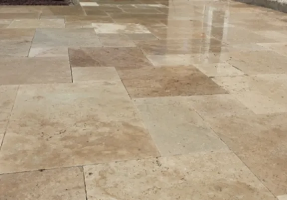 Dalle travertin