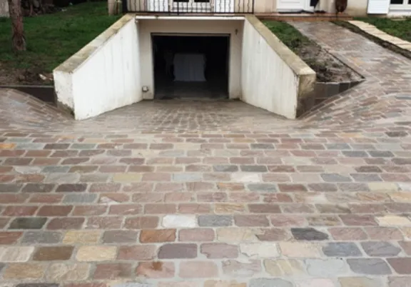 Embellissement d'une allée carrossable